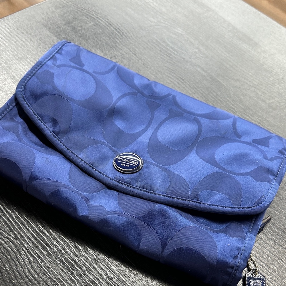 Coach Navy Signature toiletry bag